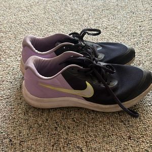 Nike Star Runners